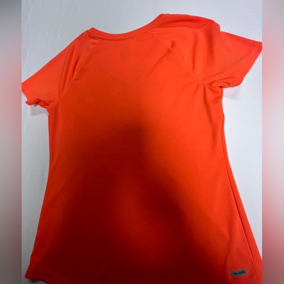 DANSKIN NOW WOMEN’S BRIGHT ORANGE TECH STRETCH SHORT SLEEVE V NECK T-SHIRT
MED - Picture 2 of 8
